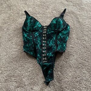 Escante Lingerie SIZE L